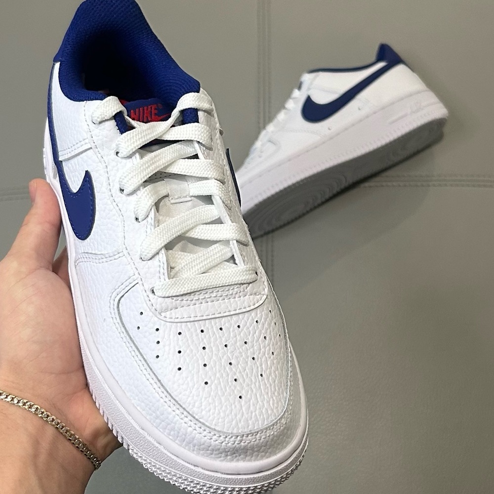 NEW NIKE AIR FORCE 1 LOW BLUE - Picture 2 of 4